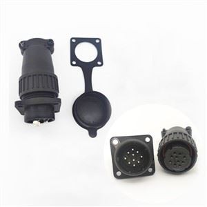 Komplet višepinskog servo konektora